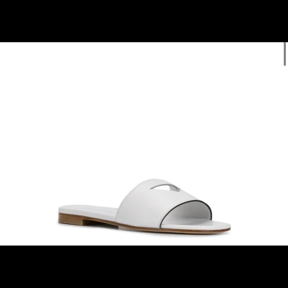 sandals - Picture 3 of 3